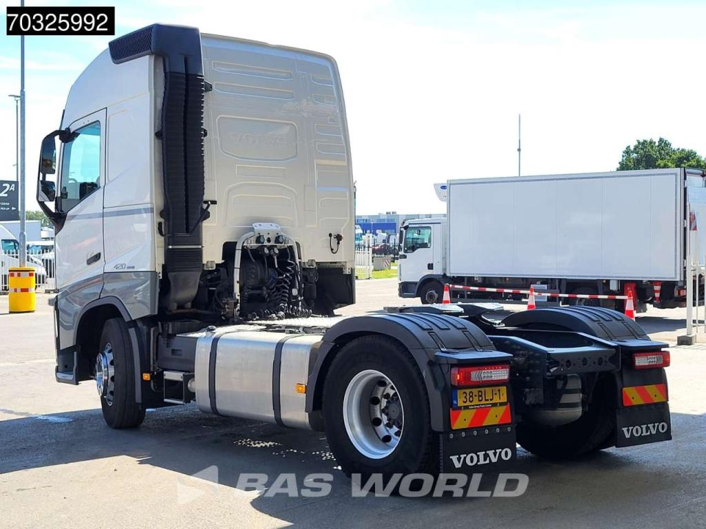 Volvo FH 420 4X2 NL-Truck ADR PTO Alcoa's I-ParkCool Foto 2