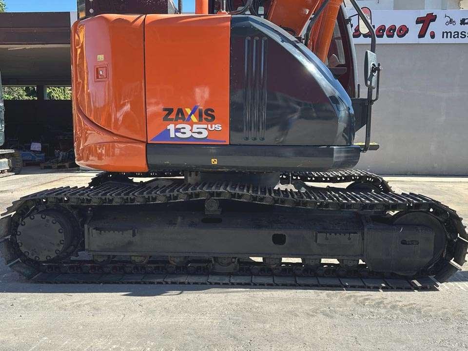 Hitachi ZX135US-6 SLF Foto 4