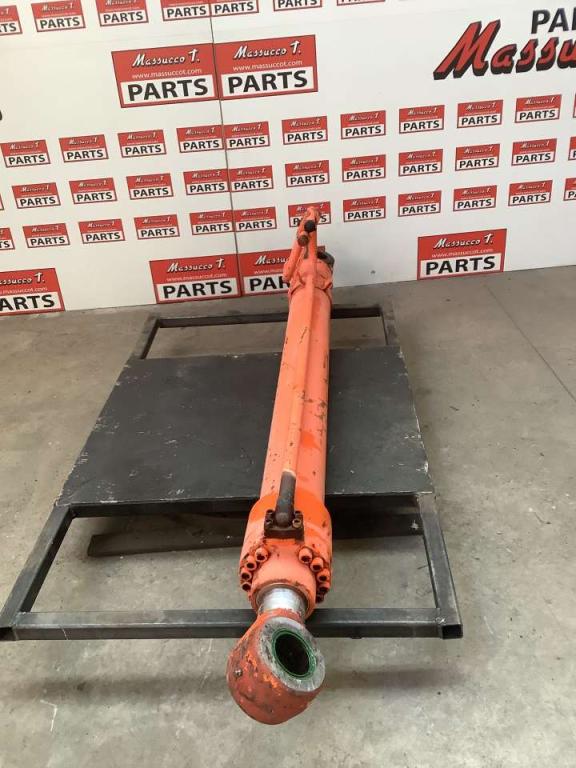 Pistone sollevamento per Hitachi EX235 Foto 2