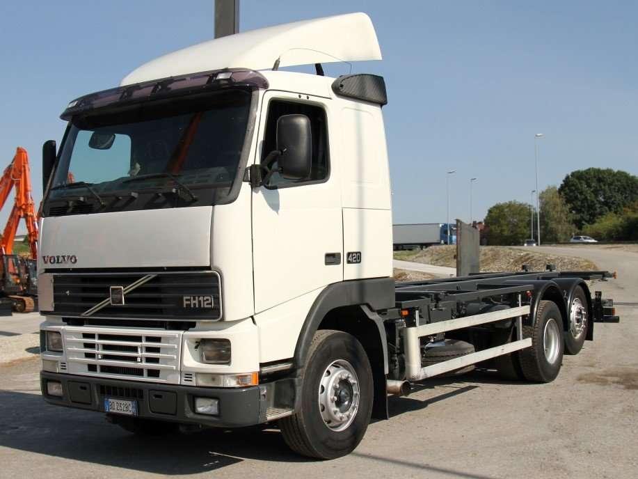 Volvo FH12-420 Foto 1
