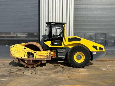 Bomag BW219PDH-5 (20t) in vendita da Big Machinery