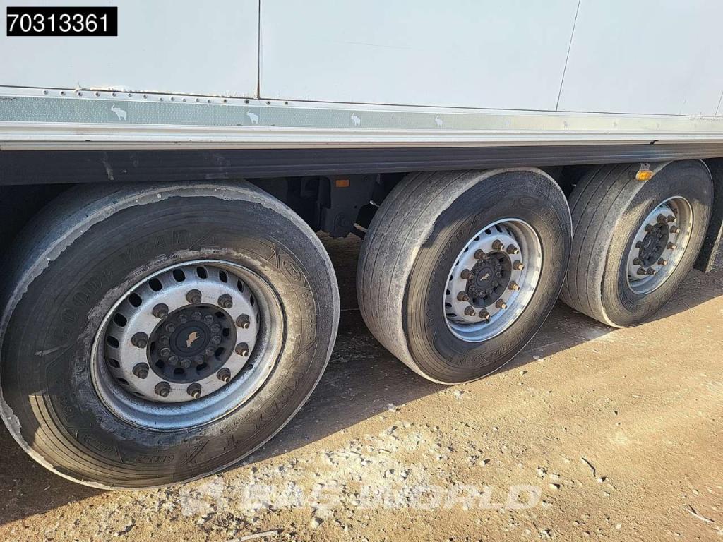 Schmitz SCB*S3B 3 axles Meat Fleisch Doppelverdampfer Foto 27