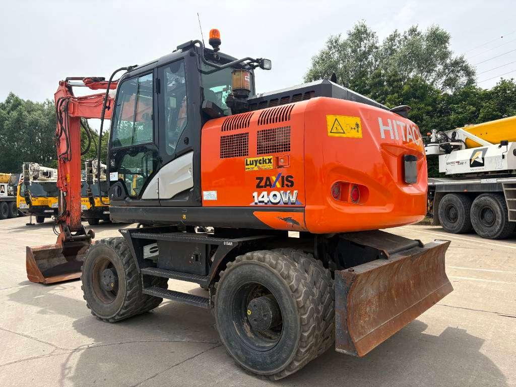 Hitachi ZX 140 W-6 (3 Pieces available) Foto 6