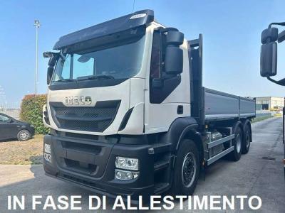 Iveco Stralis AD 260S33 in vendita da PSL Autocarri Srl