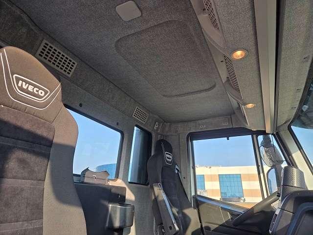 Iveco Stralis AD 260S33 Foto 11