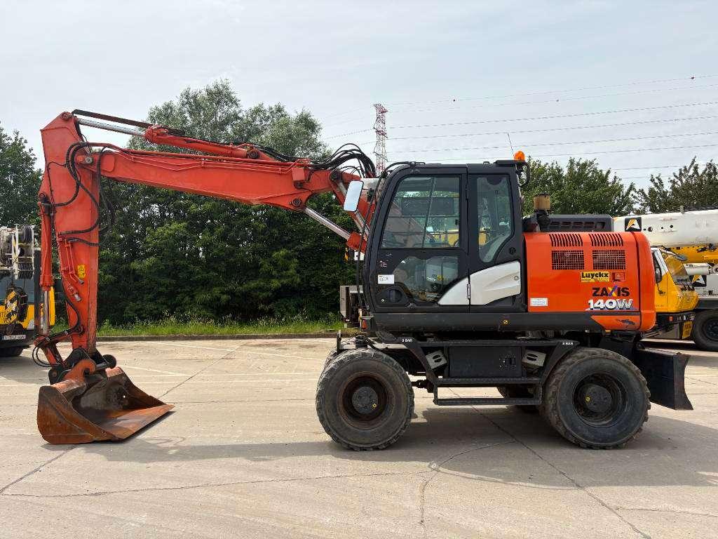 Hitachi ZX140W-6 (3 Pieces available) Foto 1