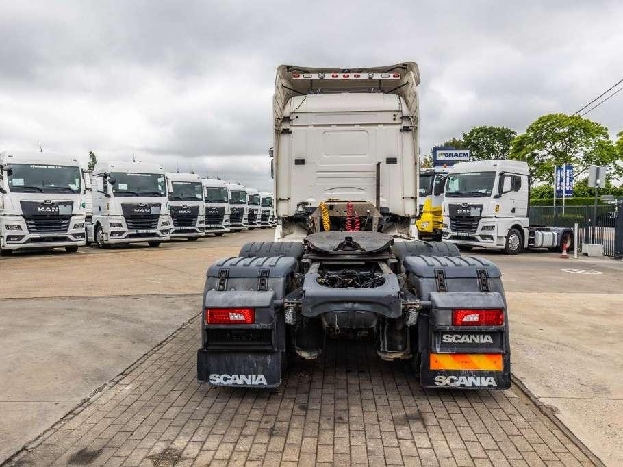 Scania R580-6x4-Intarder-BIG AXLES Foto 4