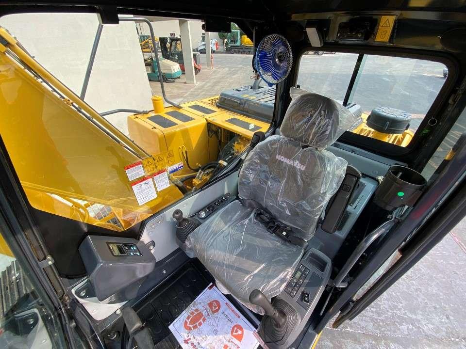 Komatsu PC130-7 Foto 7