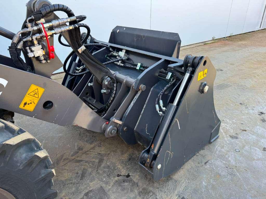 Mecalac MCL 6 - NEW / UNUSED / Bucket + Forks Foto 18