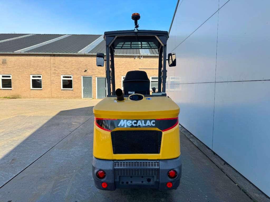 Mecalac MCL 6 - NEW / UNUSED / Bucket + Forks Foto 6