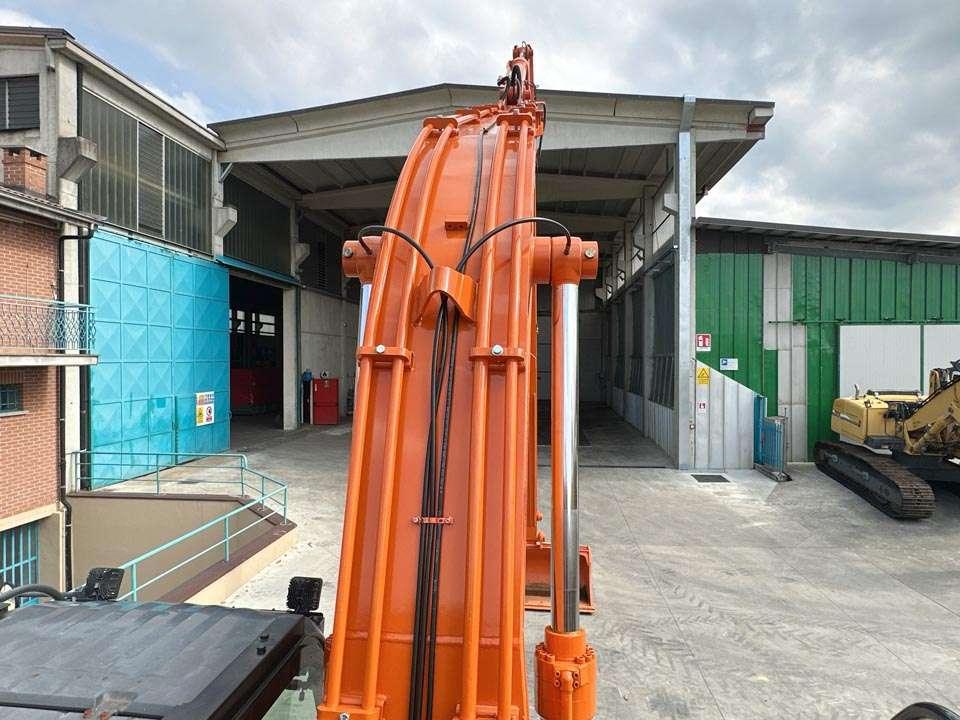 Hitachi ZX210LC-3 SLF Foto 12