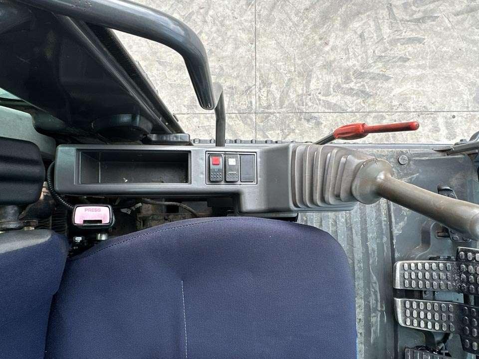 Hitachi ZX210LC-3 SLF Foto 17