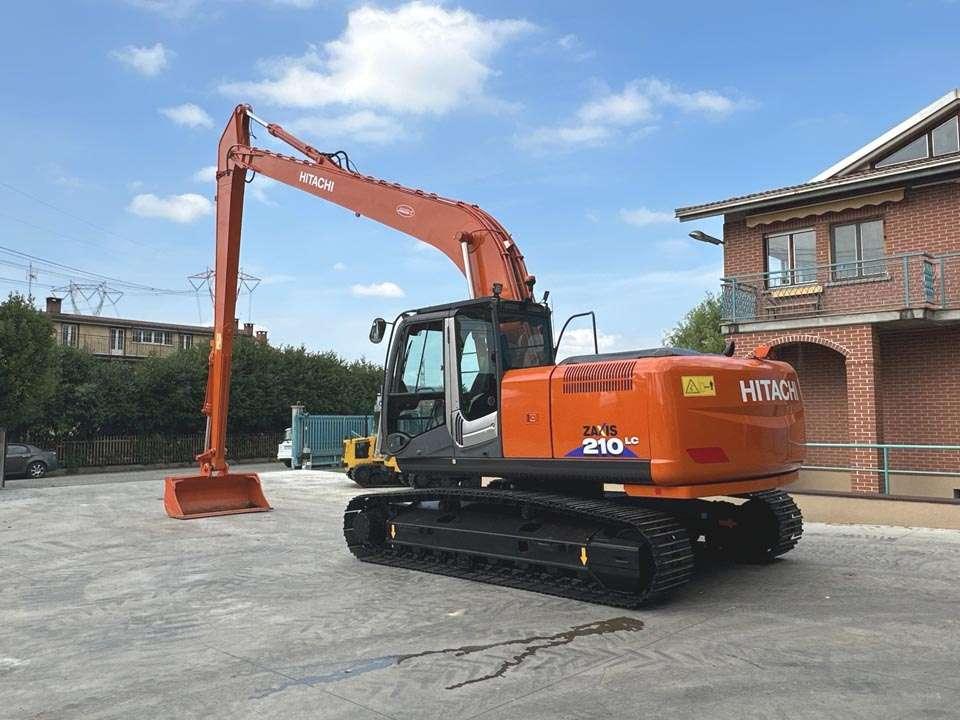 Hitachi ZX210LC-3 SLF Foto 3