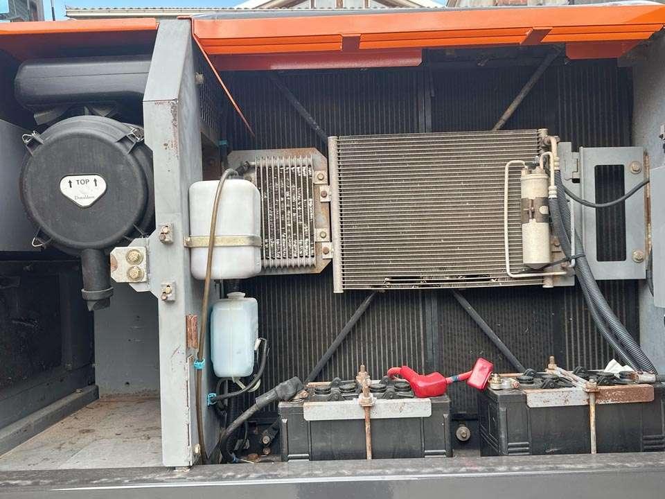 Hitachi ZX210LC-3 SLF Foto 9