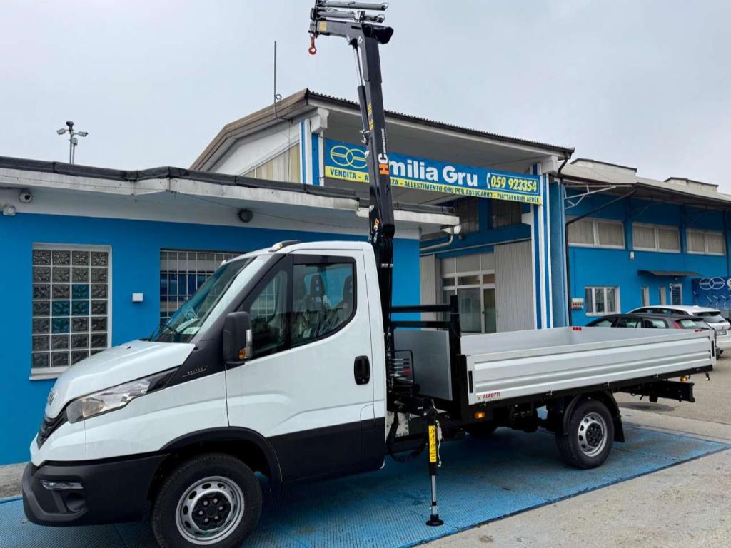 Fiat Iveco 35-140 Foto 4