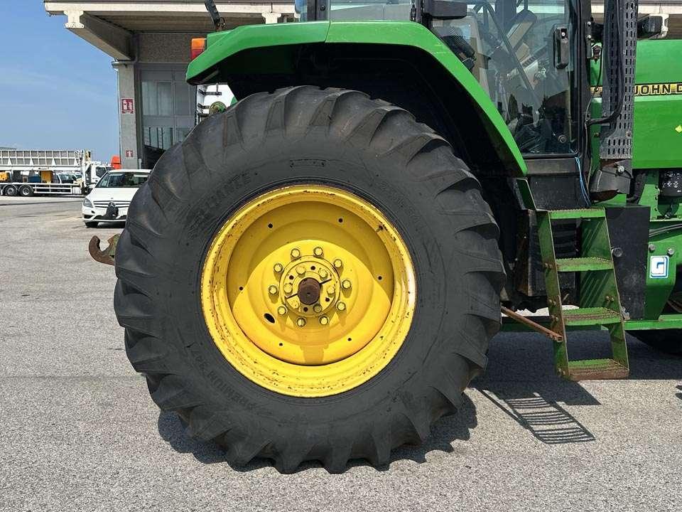 John Deere 7800 4X4 Foto 4
