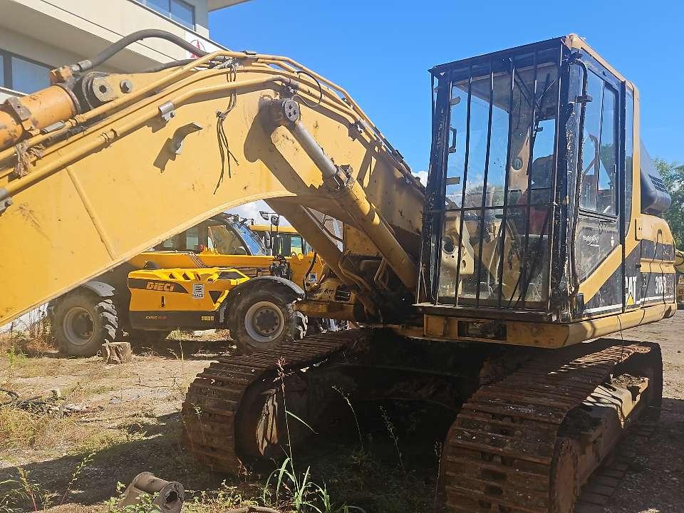 Caterpillar CAT 318B Foto 1