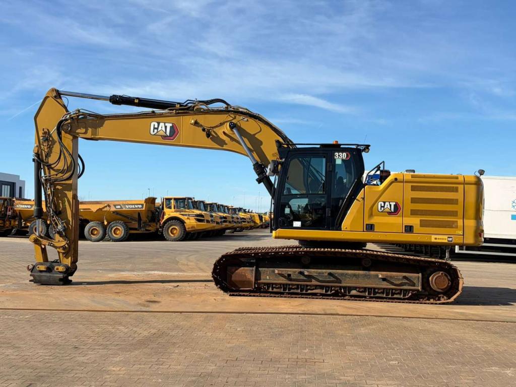 Caterpillar 330 Foto 1