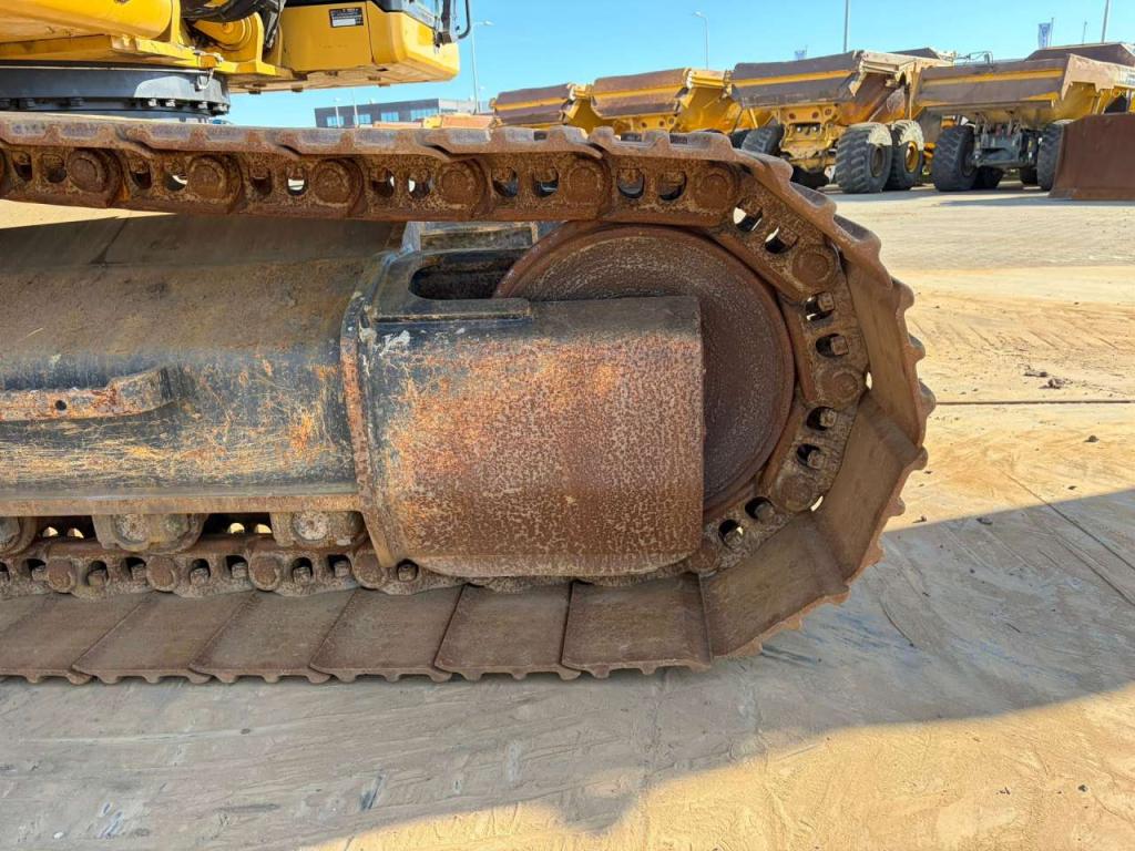 Caterpillar 330 Foto 16
