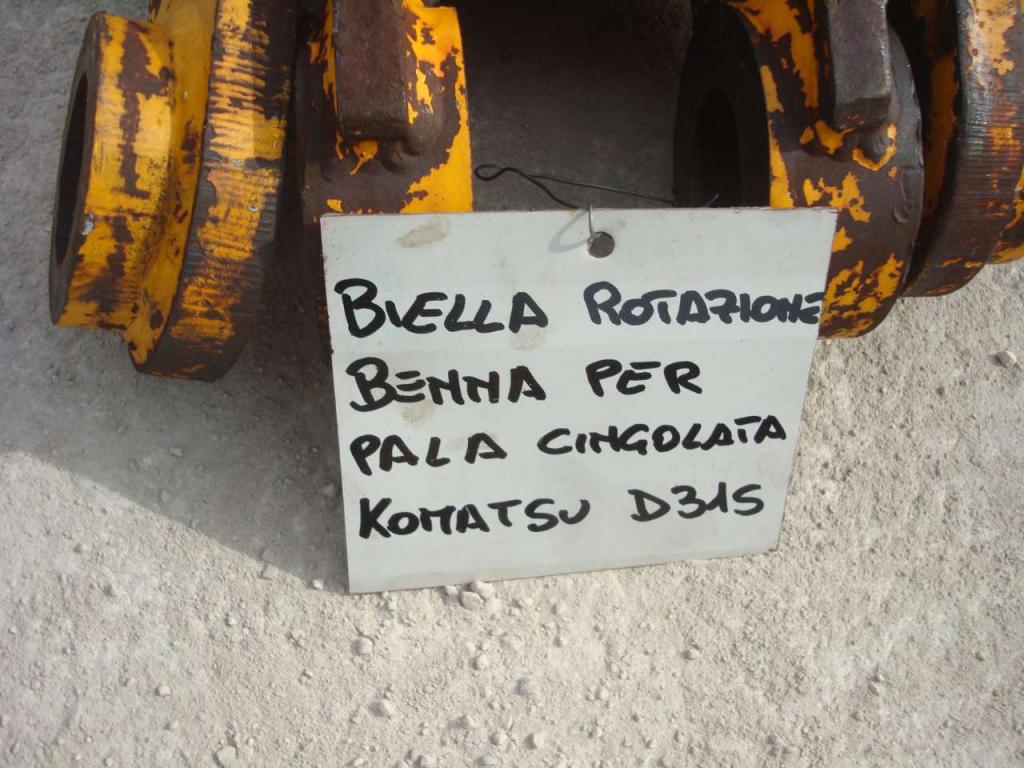 Biella e staffe richiamo benna per Komatsu D31S Foto 3