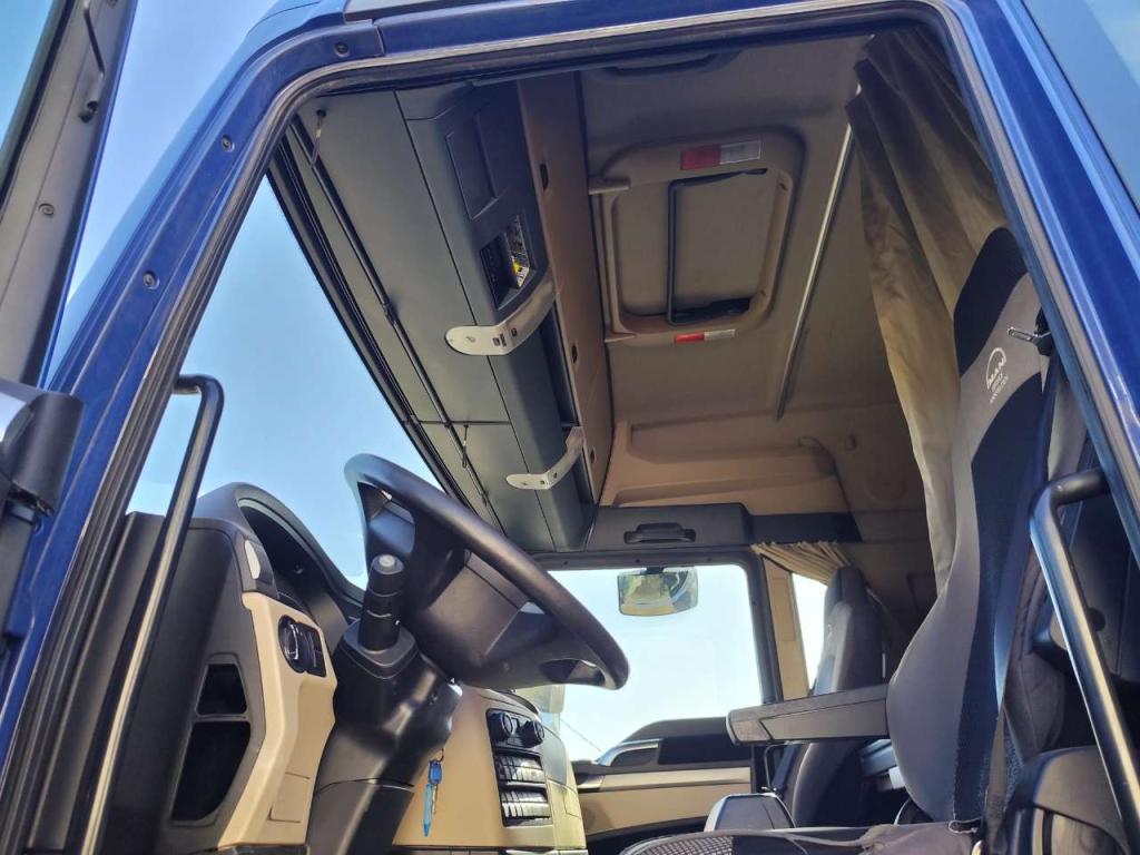 Man TGX 26.420 Foto 9
