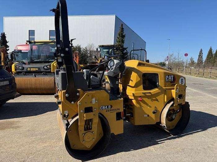 Caterpillar CB4.0 Foto 3