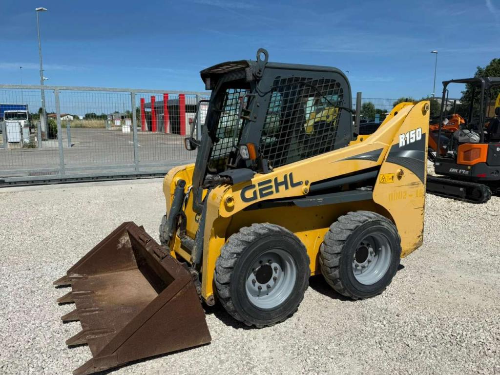Gehl R150 Foto 1