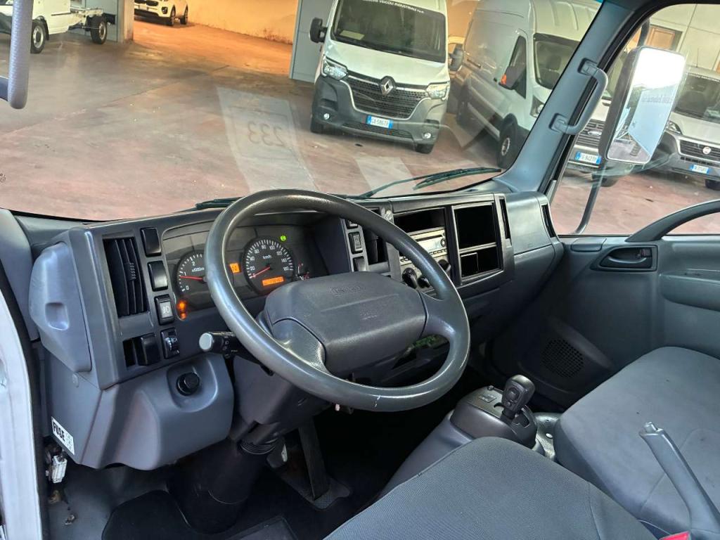 Isuzu NLR85 Foto 12