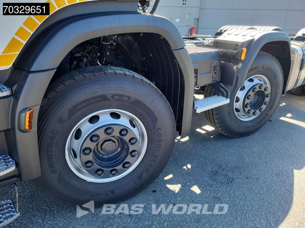 Scania P370 8X4 NEW 8x4 chassis Semi Automatic Euro 6 Foto 16