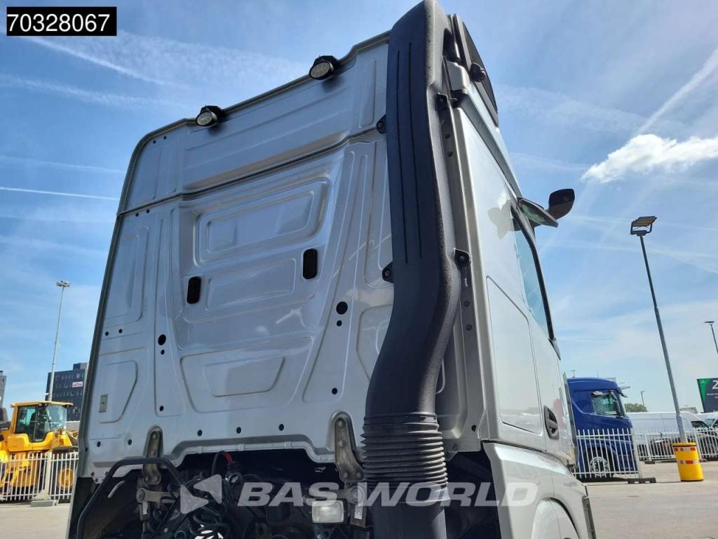 Mercedes-Benz Actros 1843 4X2 StreamSpace Navi Foto 11