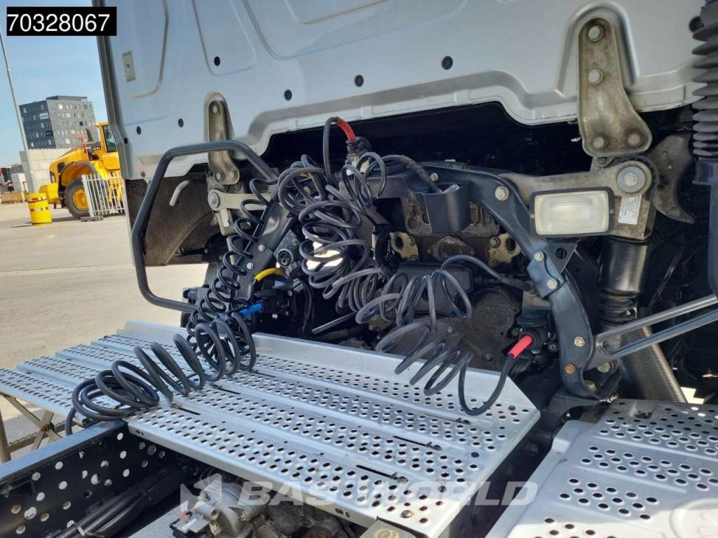 Mercedes-Benz Actros 1843 4X2 StreamSpace Navi Foto 12