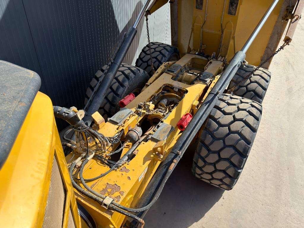 Caterpillar 730C2 Foto 7
