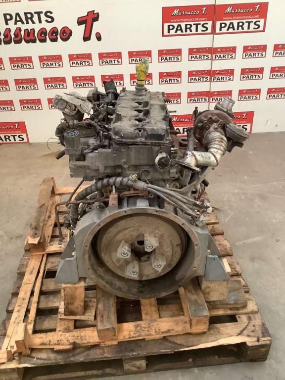 Motore a scoppio per Hitachi ZX135 Foto 1