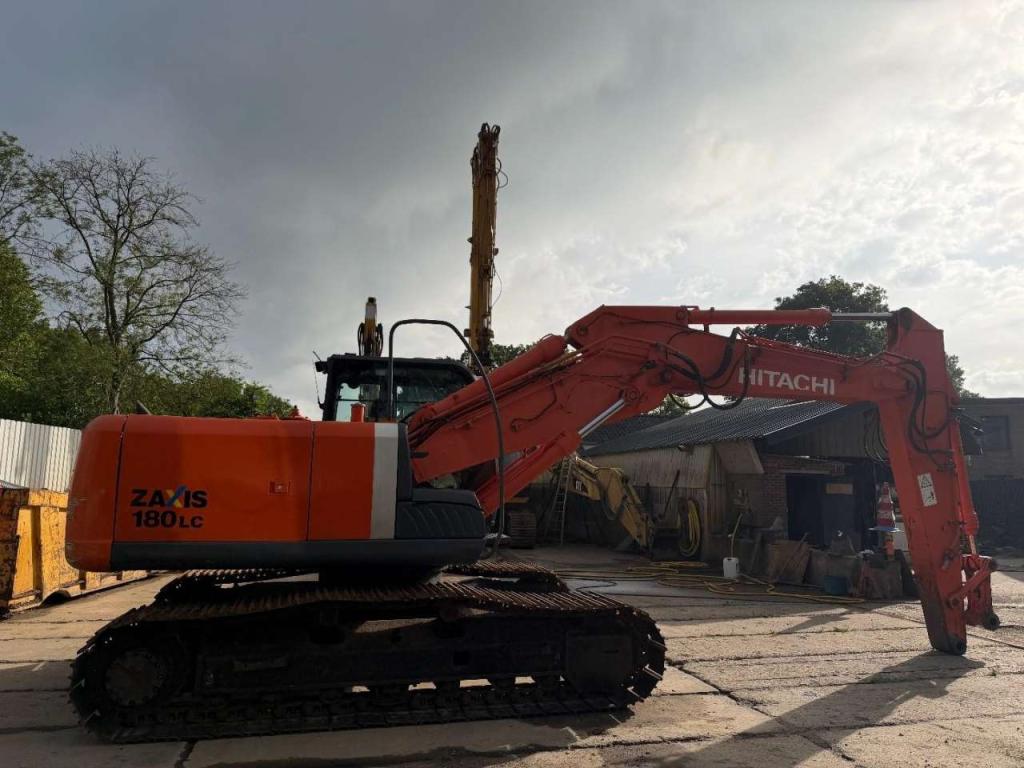 Hitachi ZX 180 LC-3 Foto 4