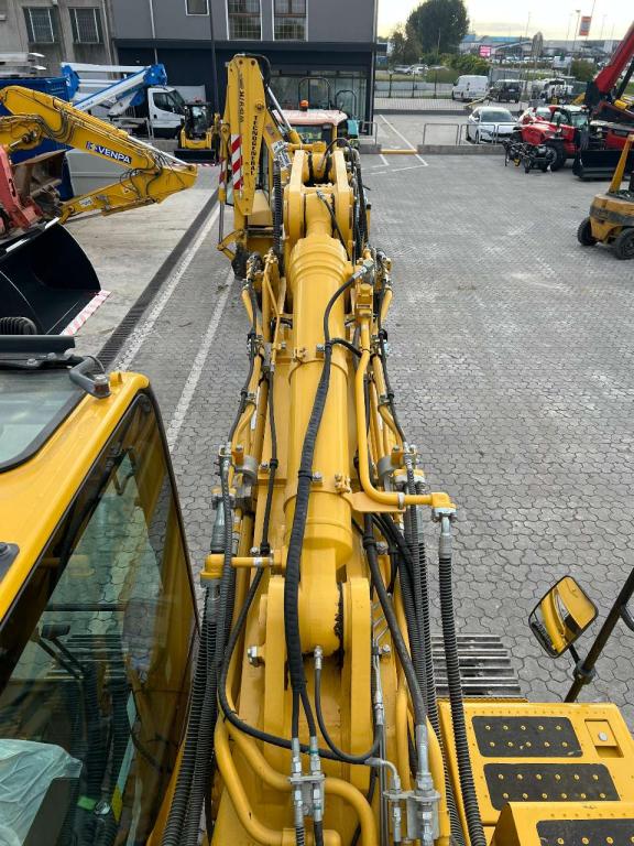 Komatsu PC210NLC-11E0 Foto 16