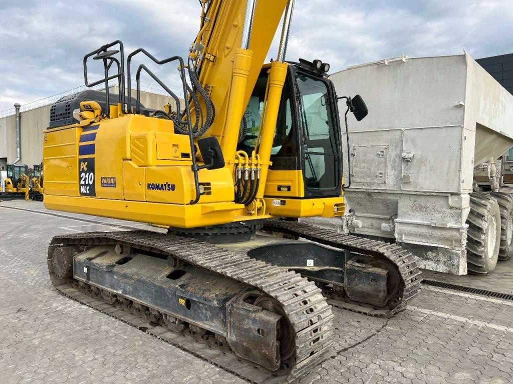 Komatsu PC210NLC-11E0 Foto 4