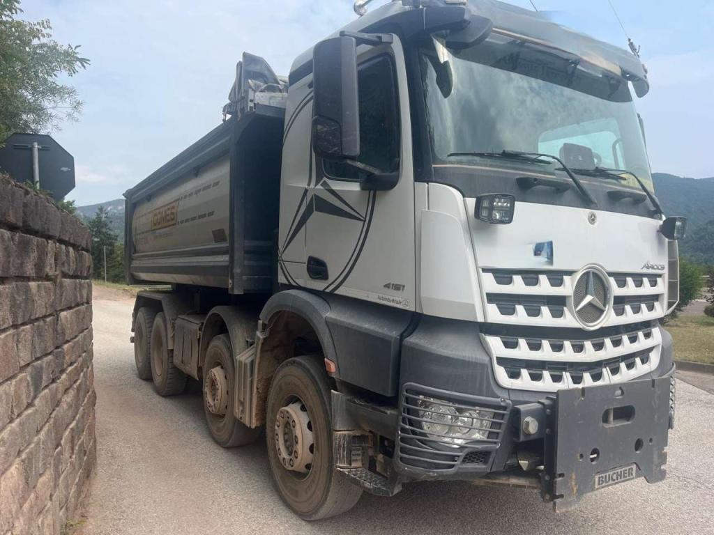 Mercedes-Benz Actros 4151 Foto 2