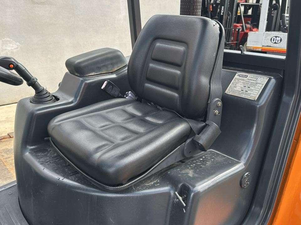 Ausa C200H 4x4 Foto 13