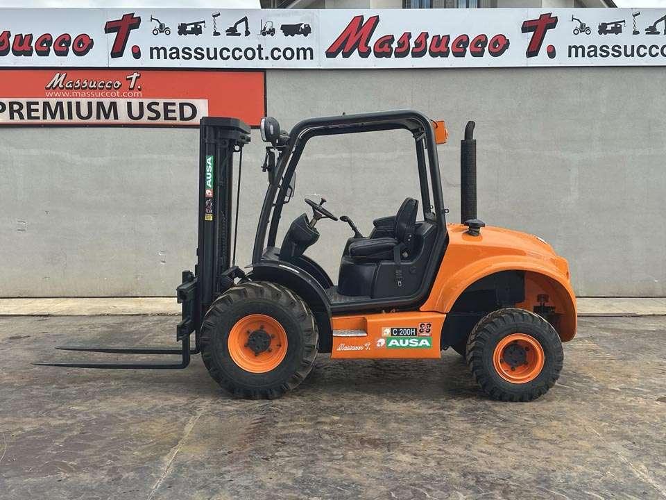 Ausa C200H 4x4 Foto 2