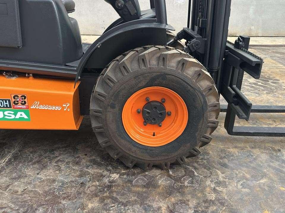 Ausa C200H 4x4 Foto 7