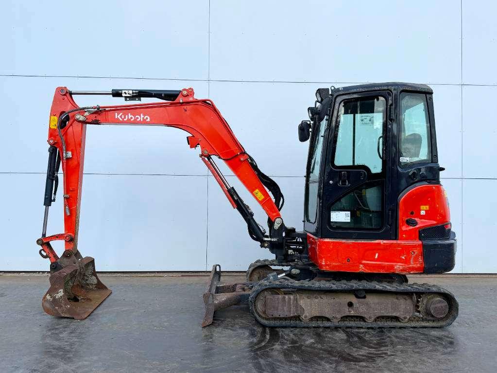 Kubota KX037-4 - Hammer Lines / Quick Coupler Foto 1