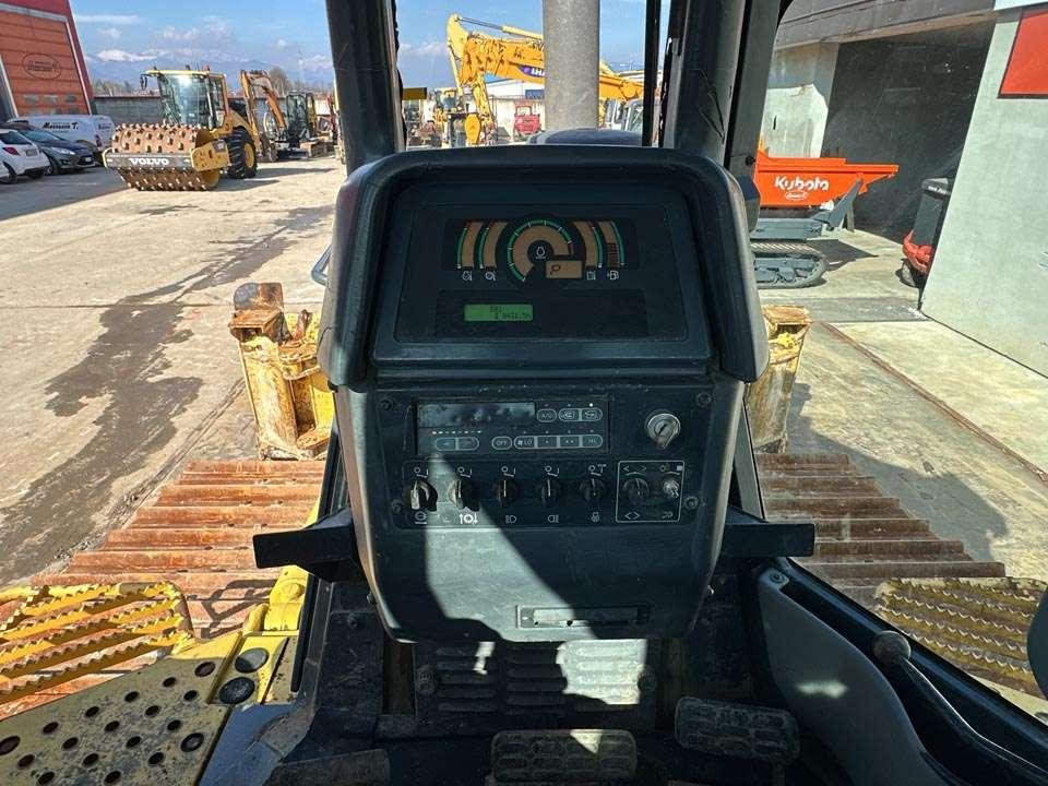 Komatsu D61PX Foto 17