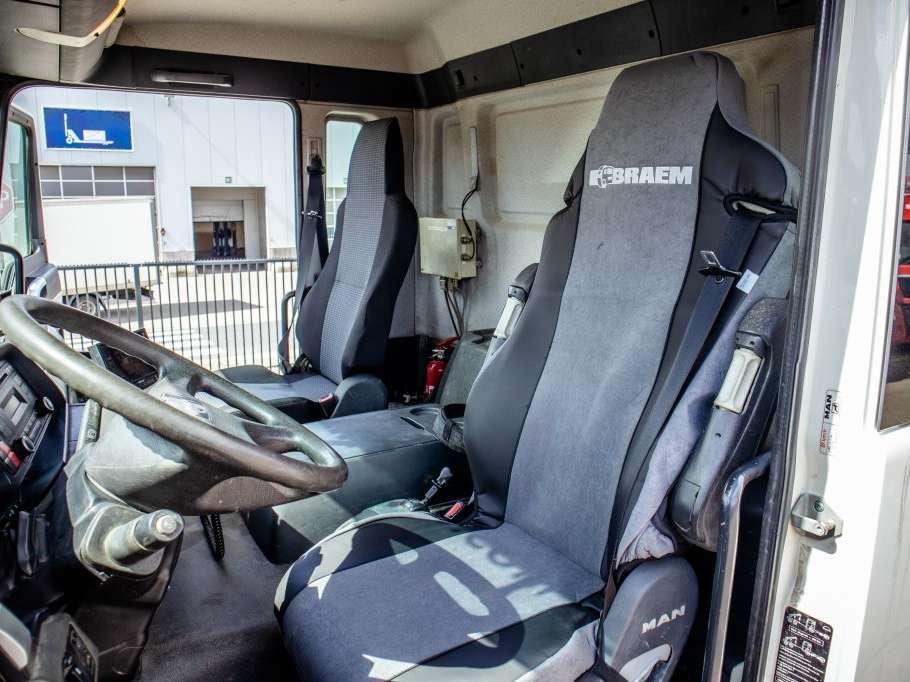 Man TGS 32.400BB+LIEBHERR 8M³+BAND/TAPIS 16m Foto 11
