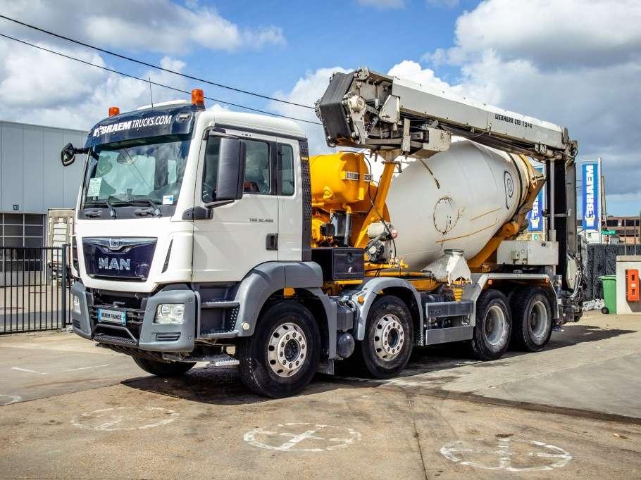 Man TGS 32.400BB+LIEBHERR 8M³+BAND/TAPIS 16m Foto 2