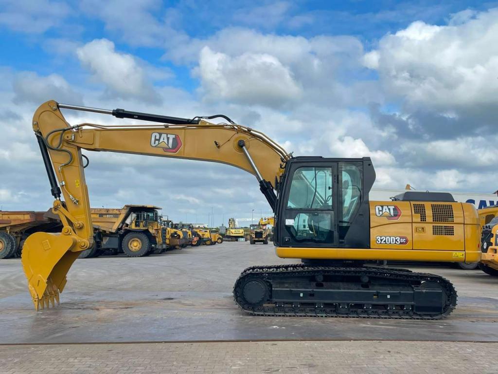 Caterpillar 320D3 GC Foto 1