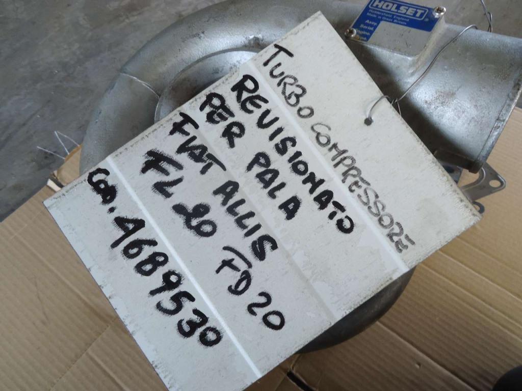 Turbocompressore per Fiat Allis FL20 - FD20 - CODICE 4689530 Foto 5