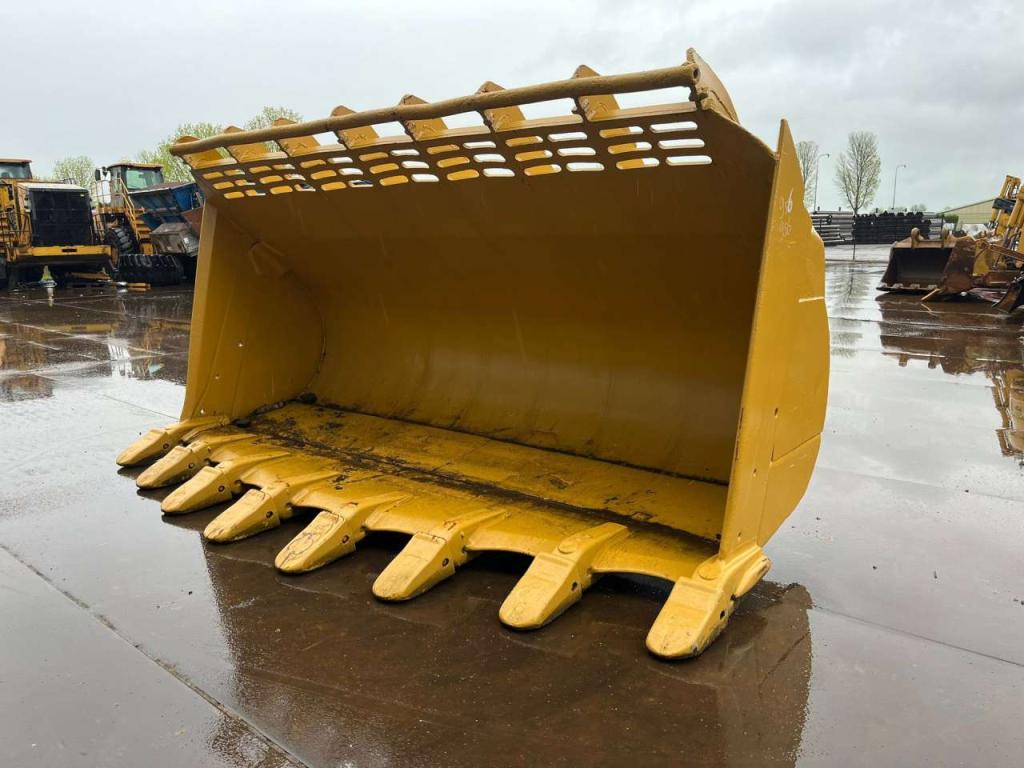 Caterpillar Bucket 990 Foto 1