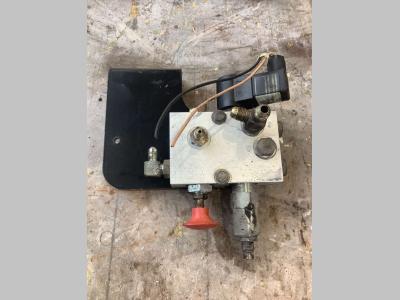 Valvola servocomandi per JLG LIFT 450 AJ in vendita da Massucco T. Srl Area Ricambi
