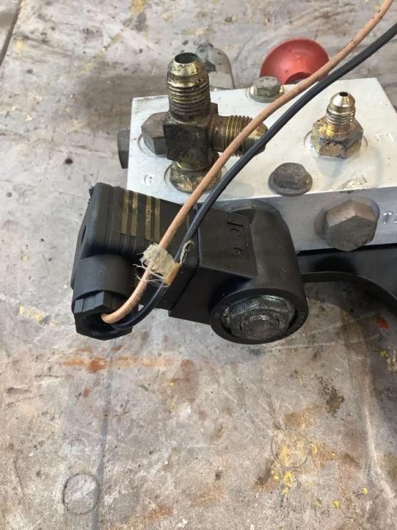 Valvola servocomandi per JLG LIFT 450 AJ Foto 3