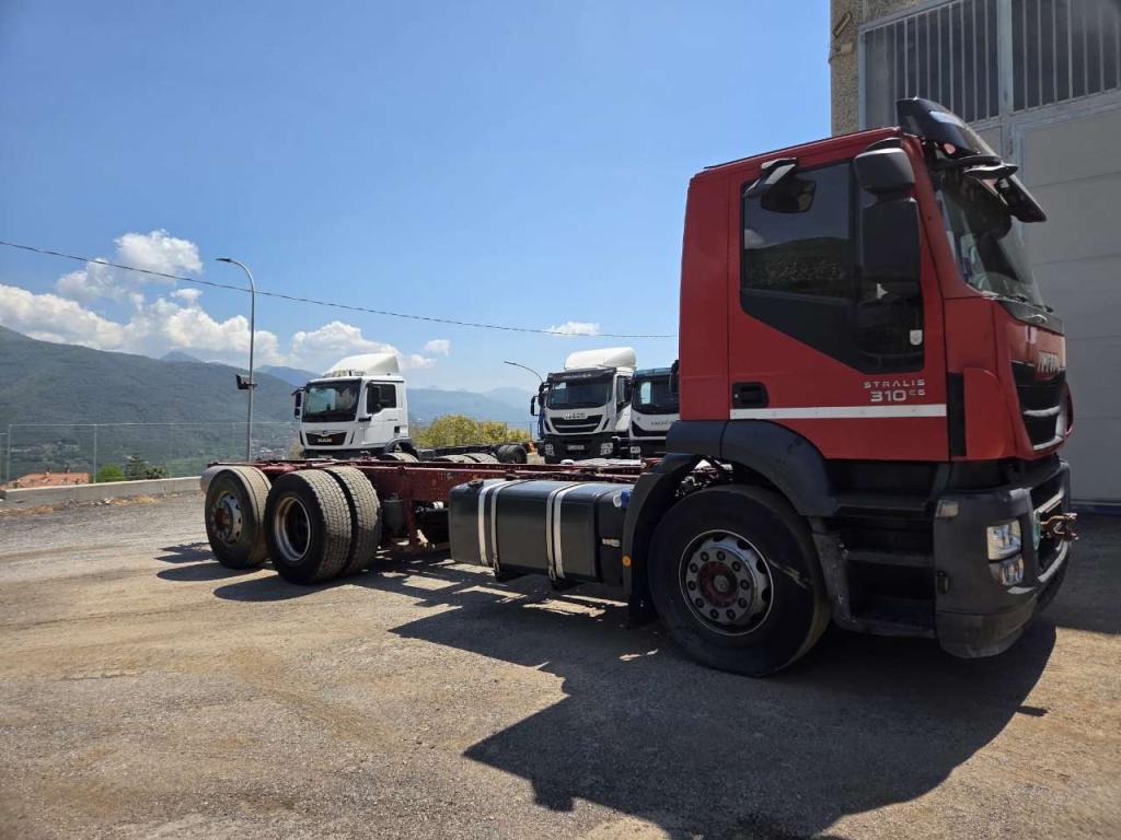 Iveco STRALIS AD 260S31 Foto 22